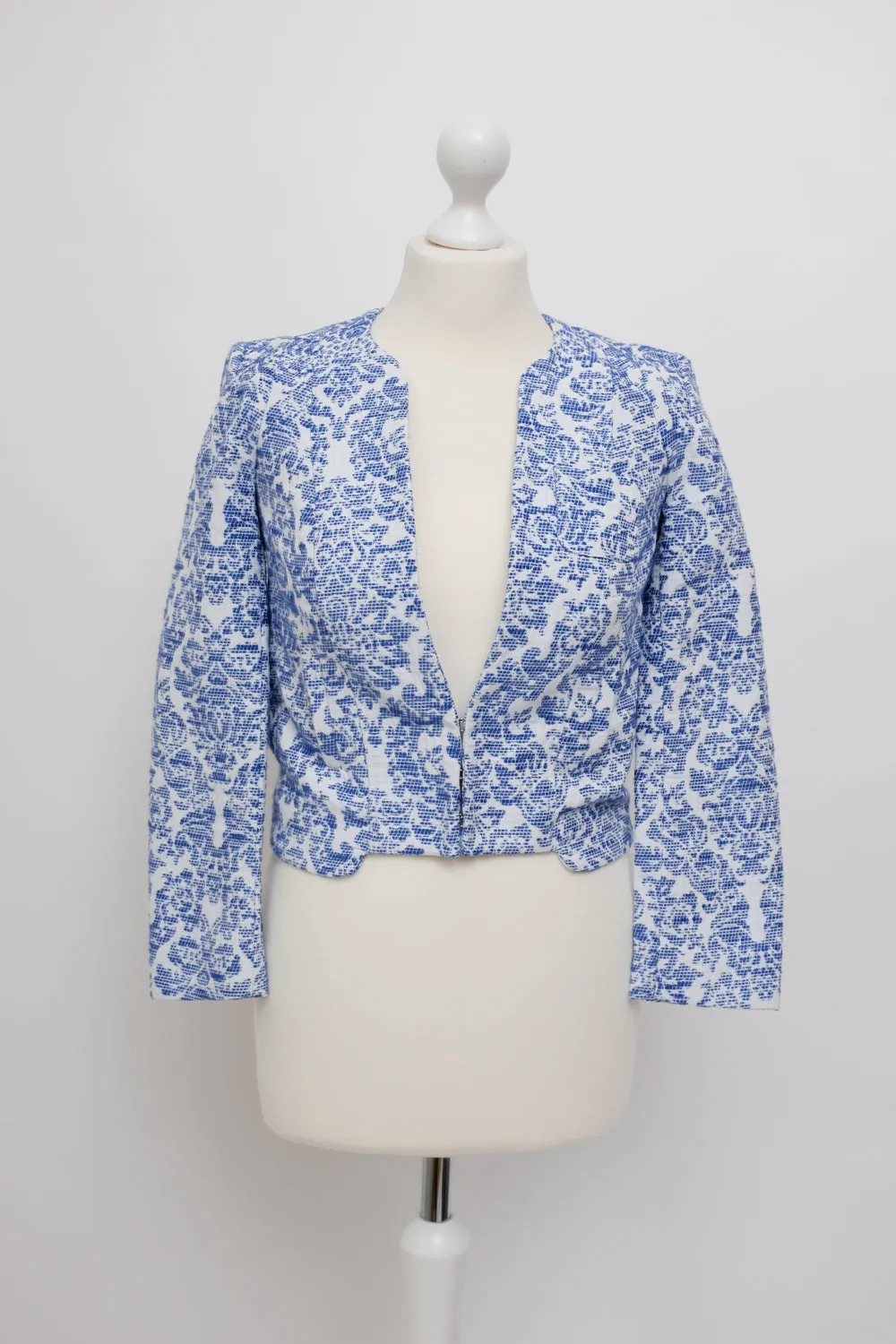 0052_DESIGNER CROP FLORAL JACQUARD BLAZER