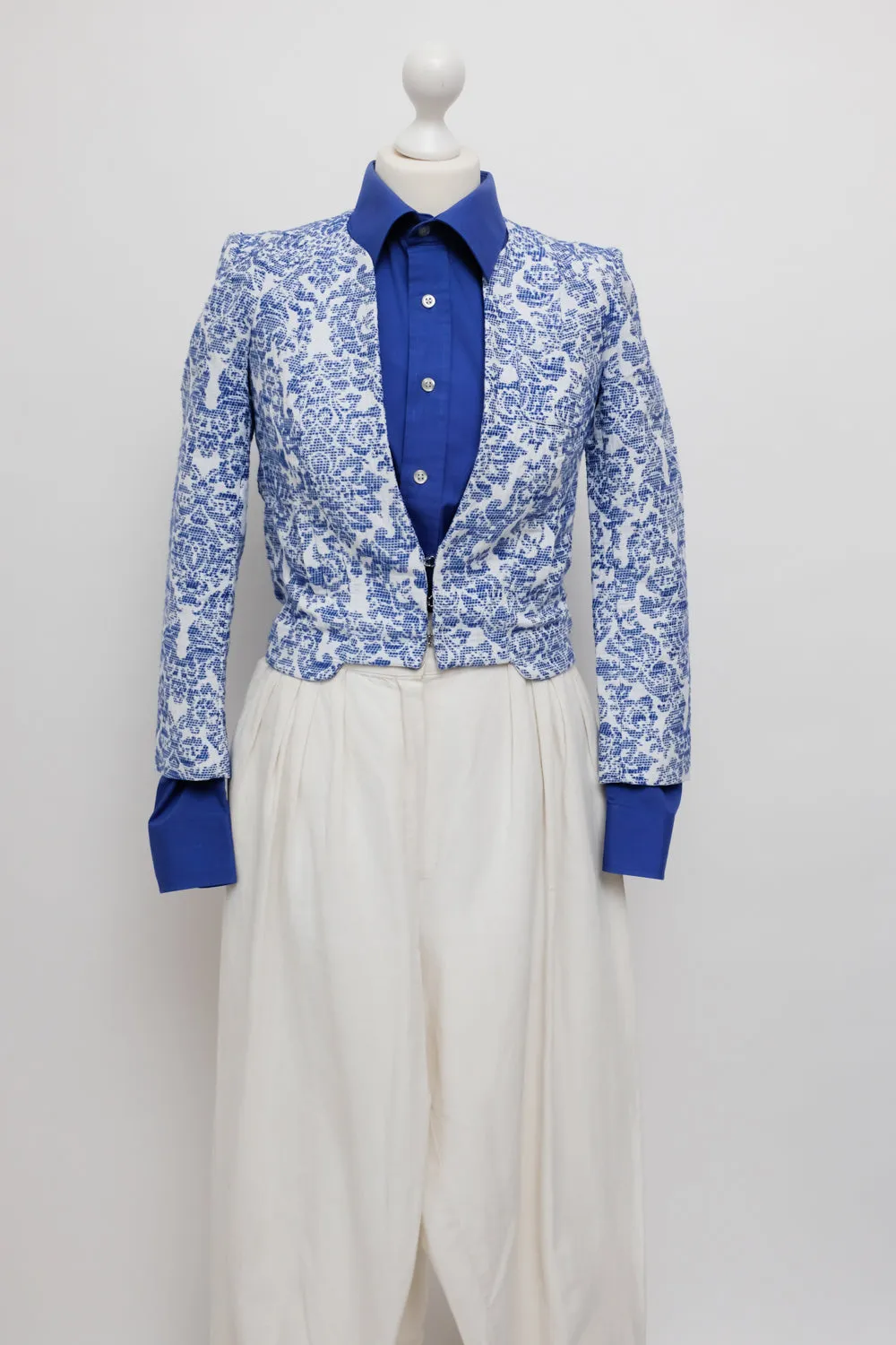 0052_DESIGNER CROP FLORAL JACQUARD BLAZER