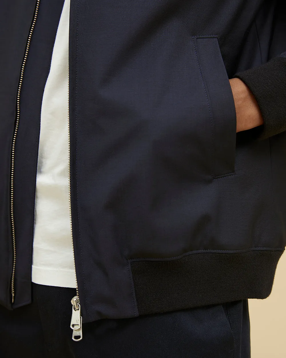 The Hydrowool Bomber Jacket || Navy