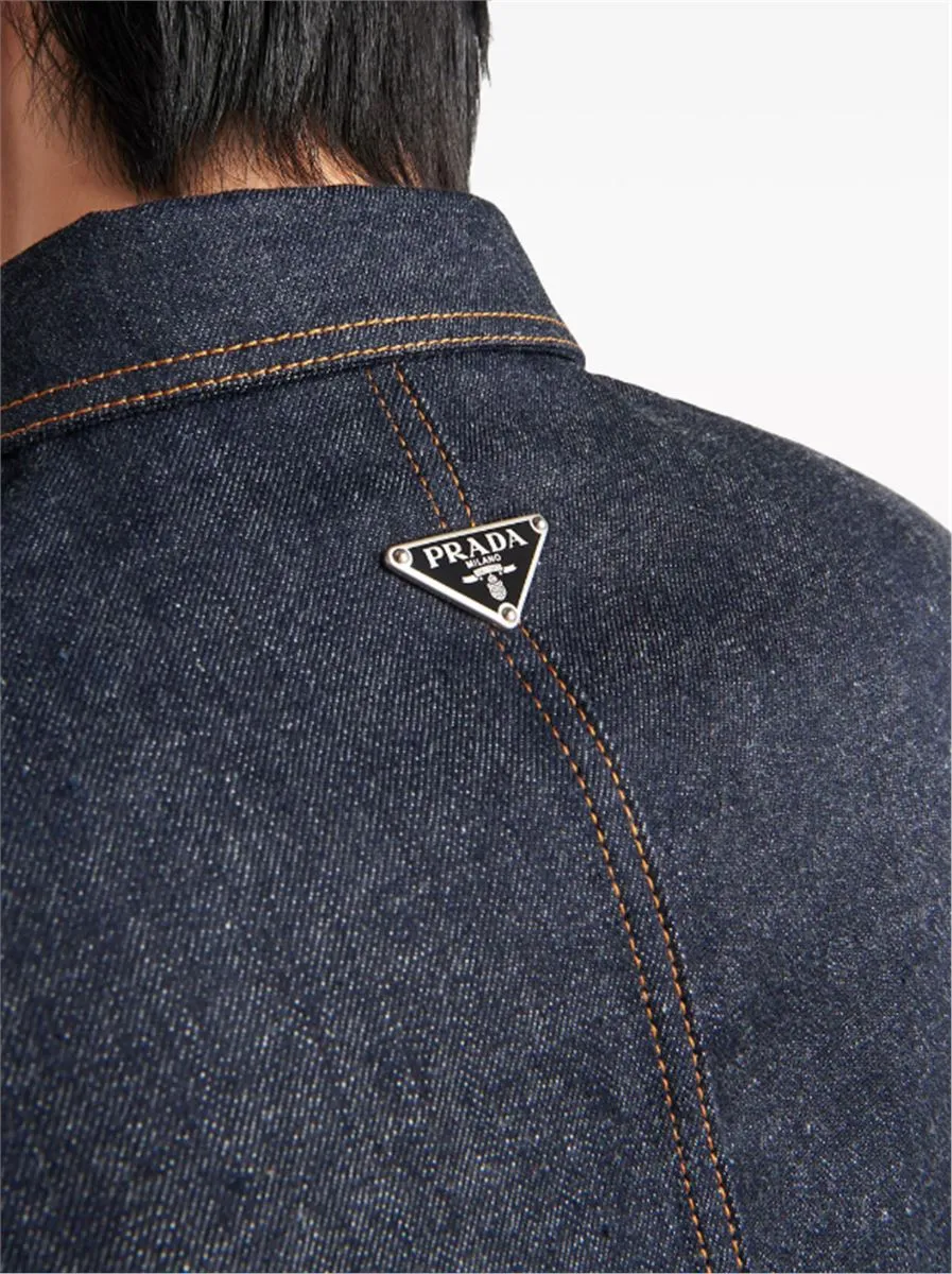 TRIANGLE-PLAQUE DENIM JACKET